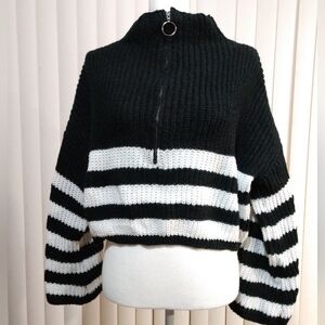 Cute Shein Big Chunky CROPPED Sweater 1/2 Zip Black White Oversized Medium